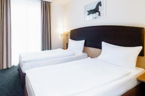 InterCityHotel Wien image 50
